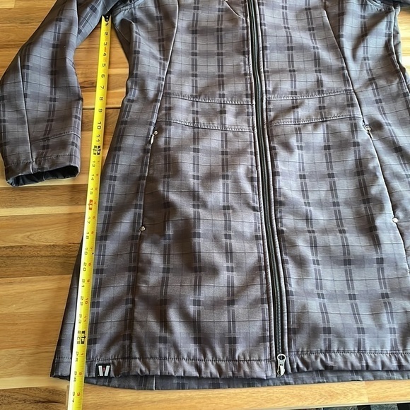 Vuarnet Long Plaid Funnel Neck Fall Coat - Picture 7 of 10